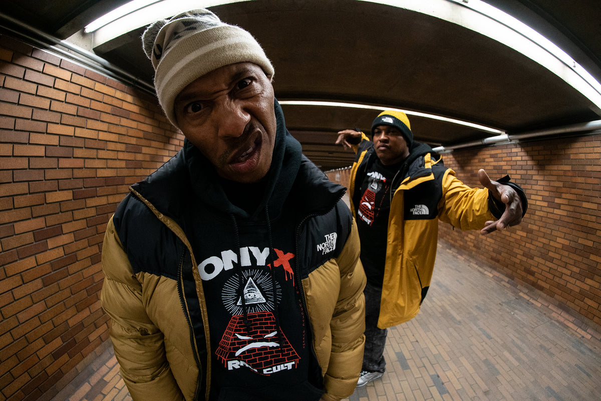 RAW CULT x ONYX - Sudadera con capucha South Suicide Queens/Do Not Follow (negra)